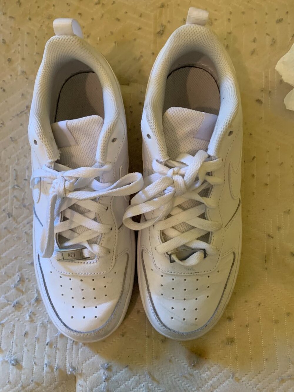 Nike Air Force 1 Low GS White Sneakers - Size 7Y